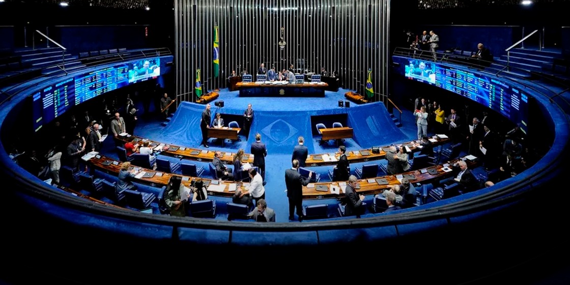 LUTA PELO FIM DA 6X1! | Plenário do Senado inicia debate sobre a PEC do descanso semanal sem perda salarial